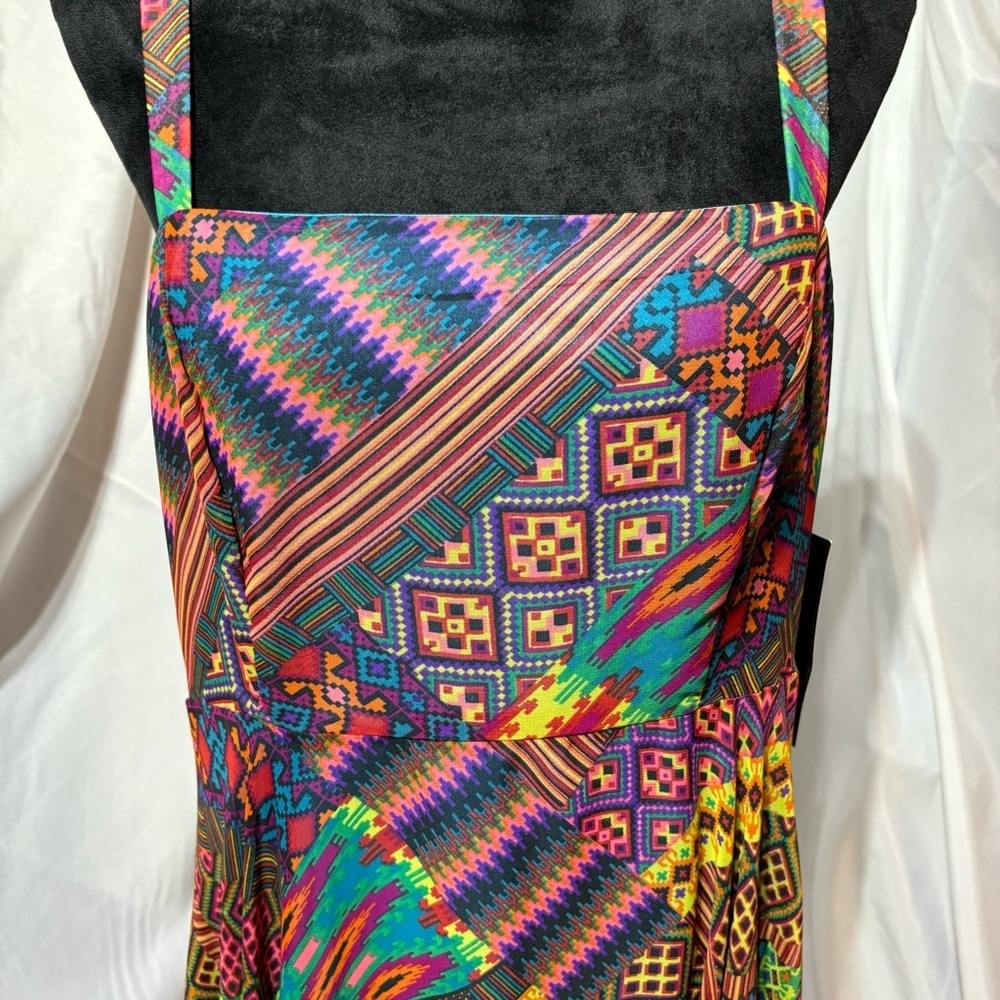 Signature by Robbie Bee Vibrant Geometric Patchwork Asymmetrical Midi Dress 14 - Picture 4 of 6
